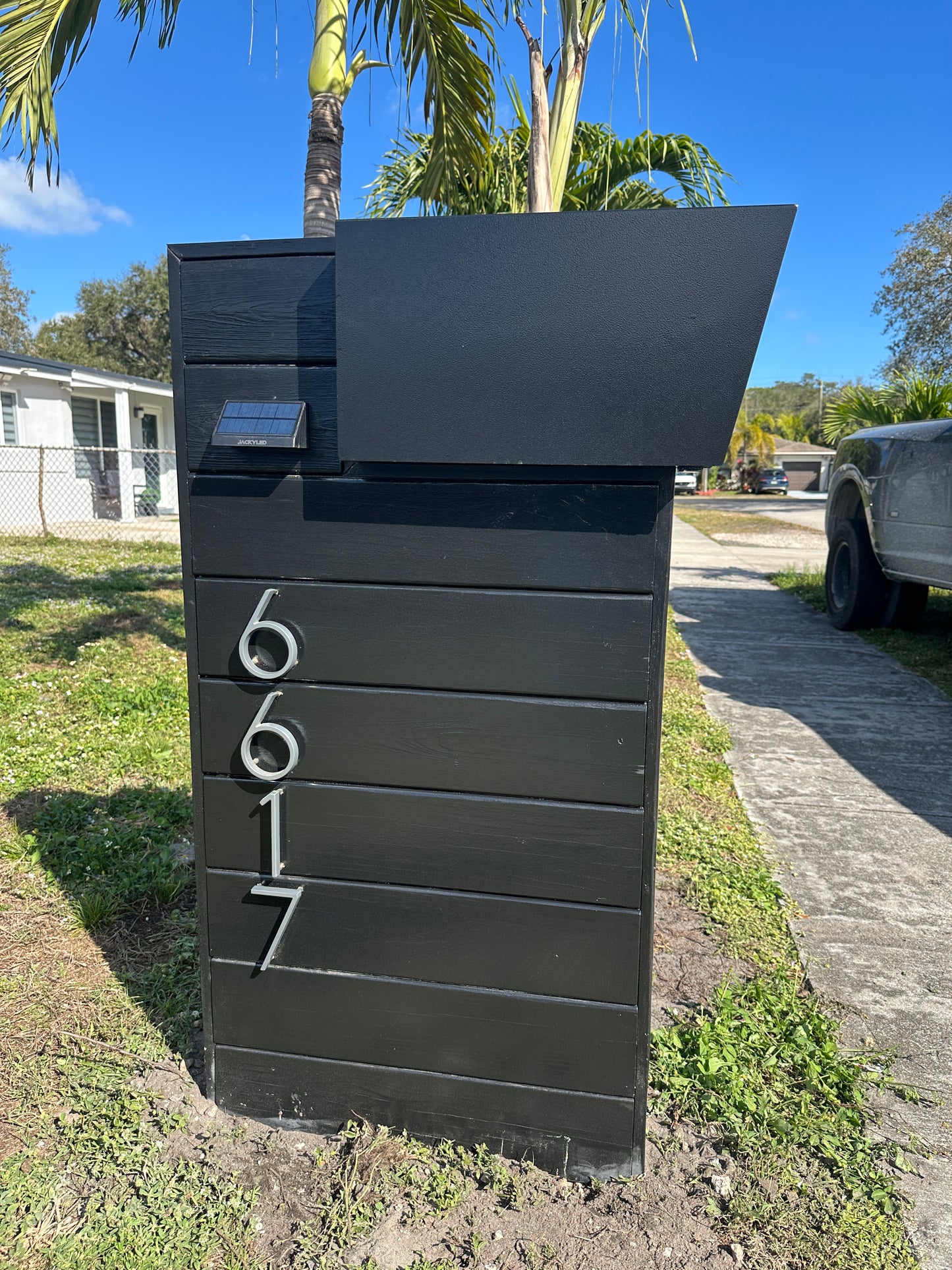 Thumbs Up Midnight Mailbox