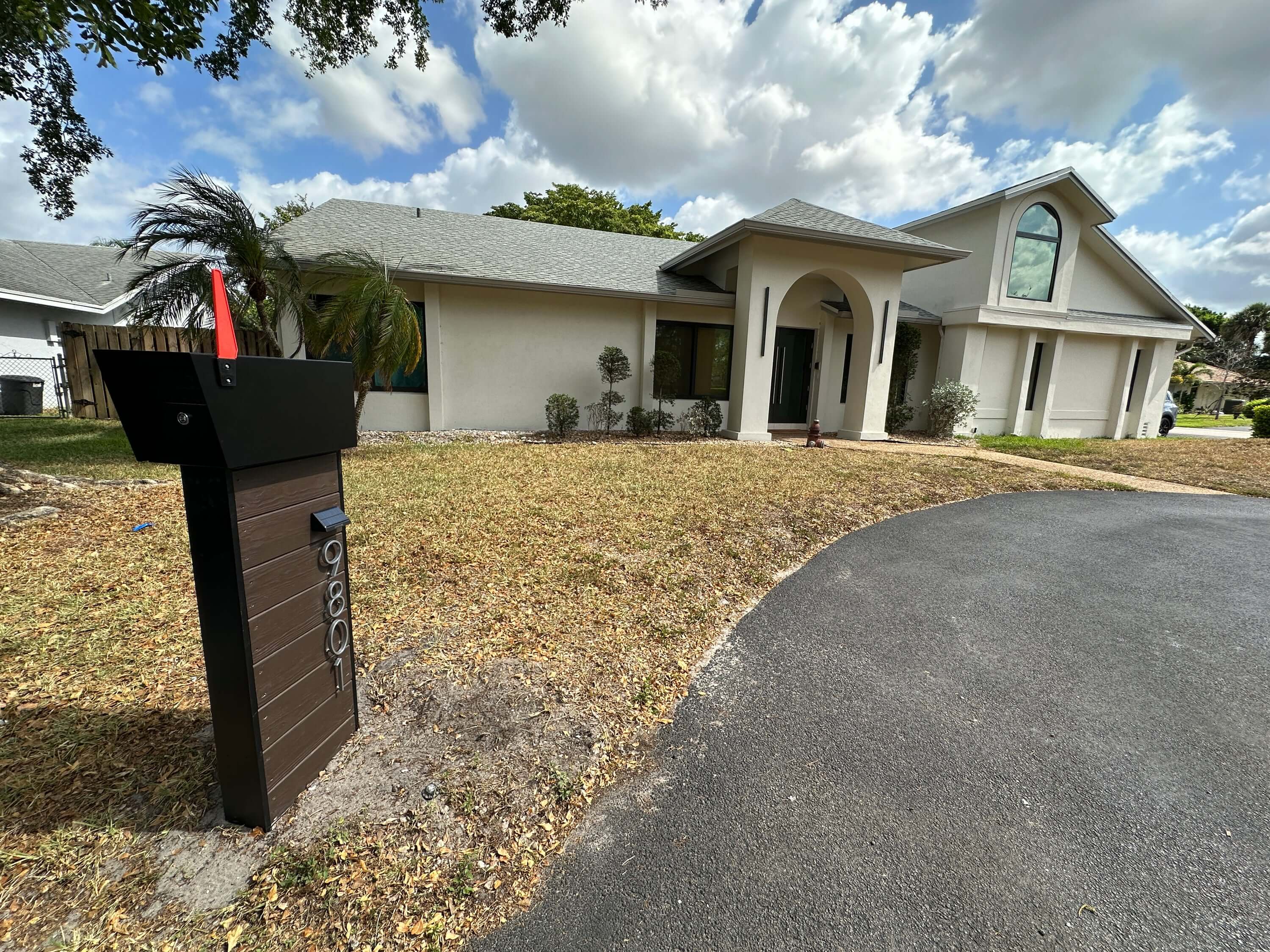 Bradley Cottage Mailbox Installation