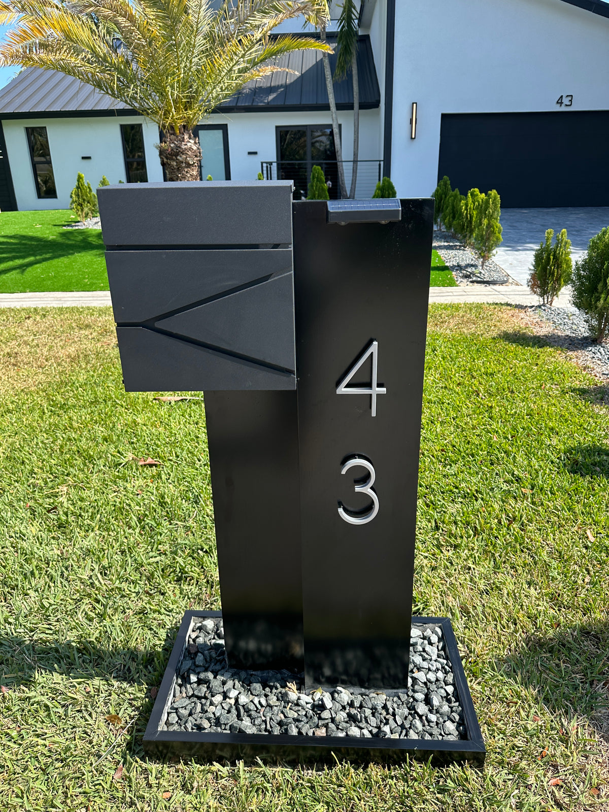 Mailbox Base Box "Hand-Crafted"