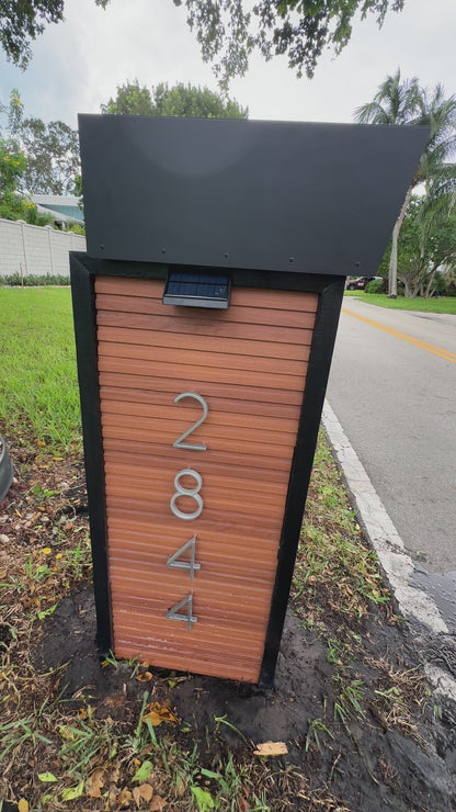 Teak Horizon Slat Square